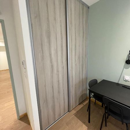 Le Salvador - Appart'Hotel De 18M2 A 44M2 La Talaudiere Eksteriør bilde