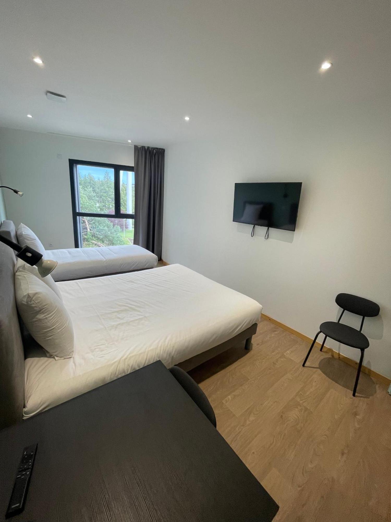Le Salvador - Appart'Hotel De 18M2 A 44M2 La Talaudiere Eksteriør bilde